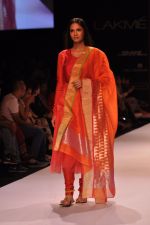 Model walk the ramp for Rahul Mishra show at LFW 2013 Day 4 in Grand Haytt, Mumbai on 26th Aug 2013 (45).JPG